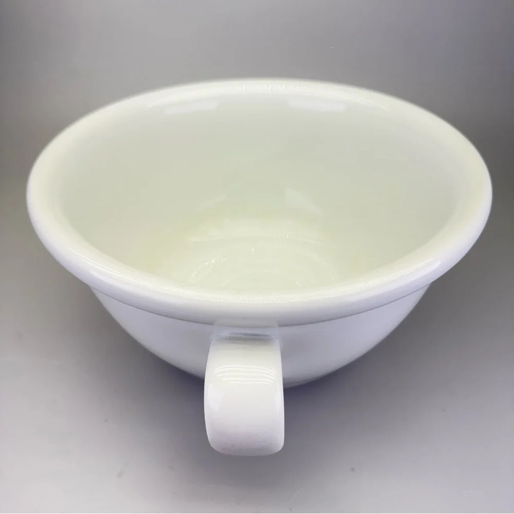 H & C Chodau Czechoslovakia White Soup Tureen with Handles